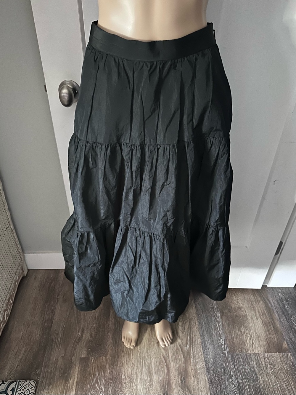 Aritzia Wilfred Skirt
